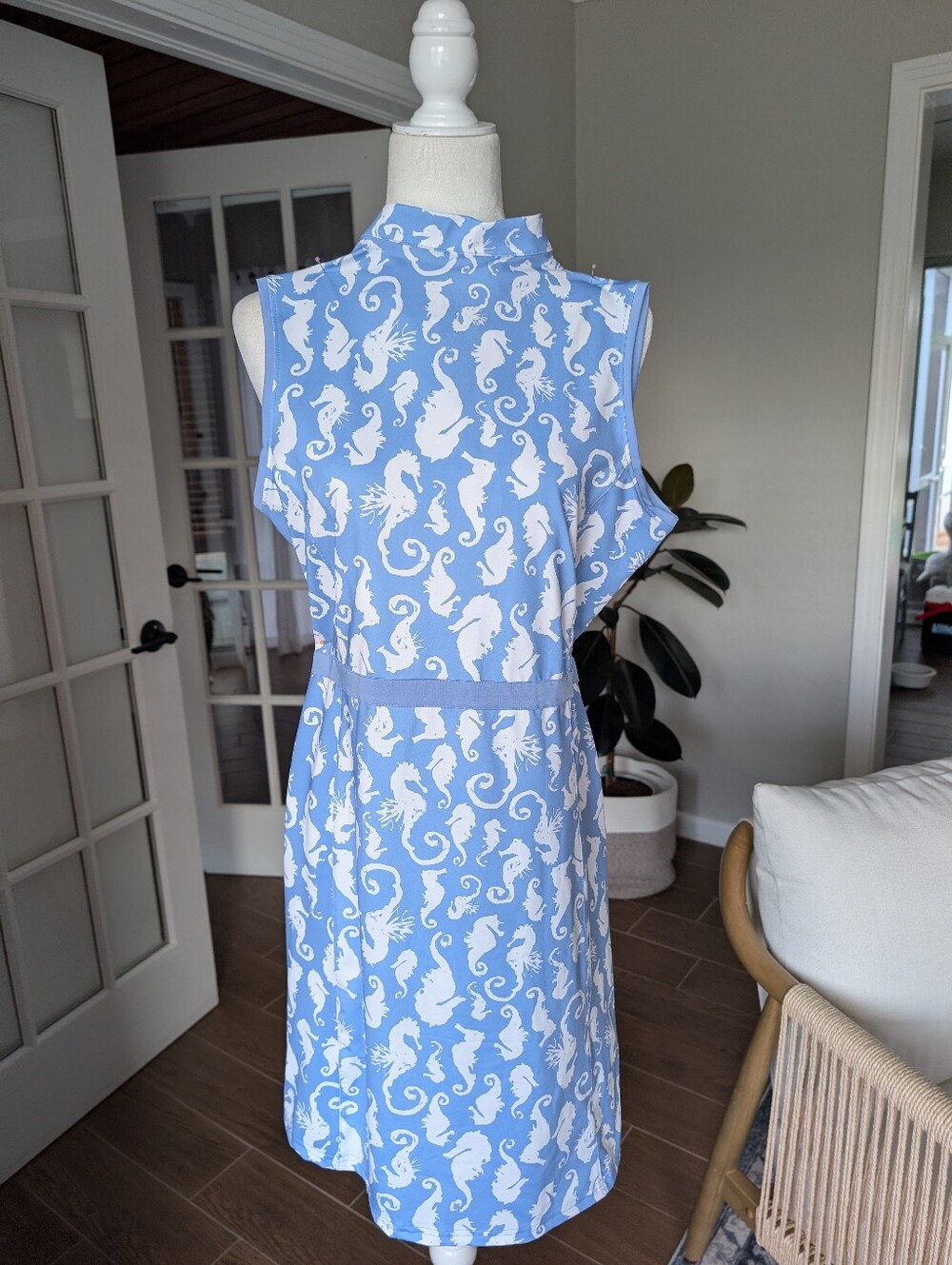 AnaClare Active Light Blue Sleeveless Seahorse Print Dress Small - Picture 7 of 10